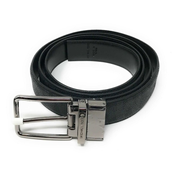 Michael Kors Jet Set Men's 4 in 1 Belt Gift Set - Picture 3 of 5